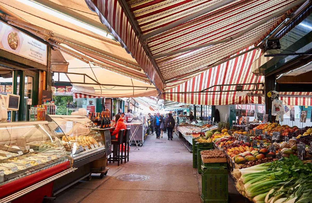 Naschmarkt Vienna: What to Eat, Buy & Do at the Famous Market